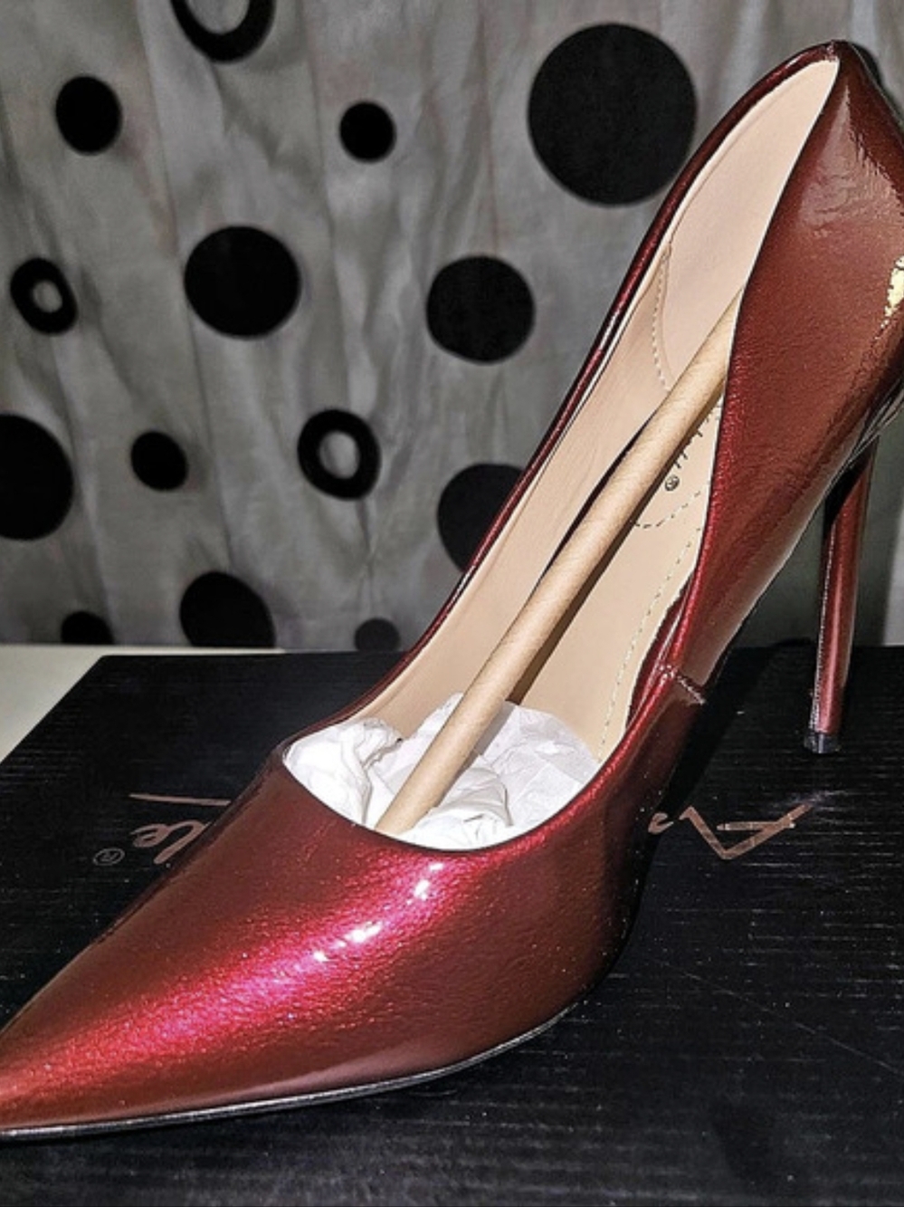 Anne Michelle Burgundy Red Glossy Textured Stilettos Heels Size 8 New in Box!!
